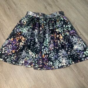 H&M Grungy Floral Skater Mini Skirt Size 6 Valentines Date Night